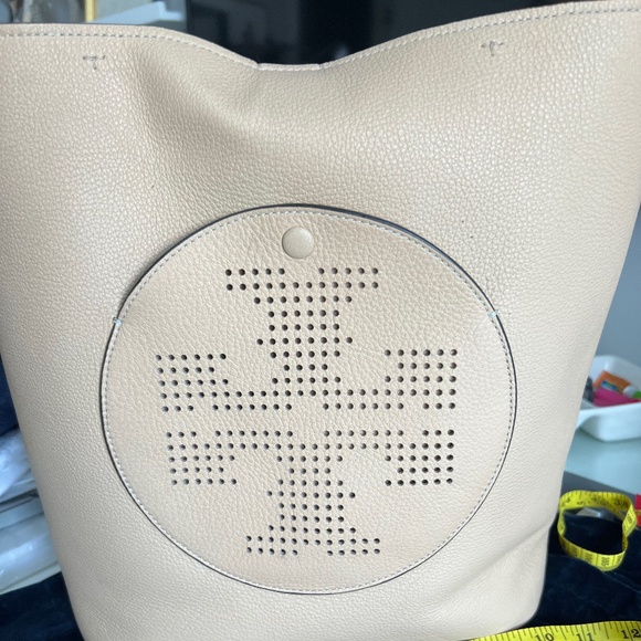 Tory Burch Tan Shoulder Bag - Picture 3 of 8